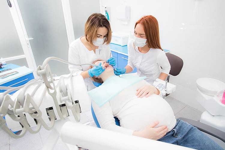 oral -healthcare-during-pregnancy